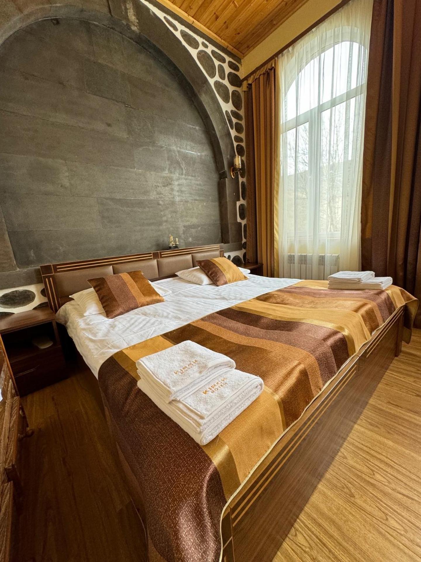 Kirch Hotel & Restaurant Goris Extérieur photo