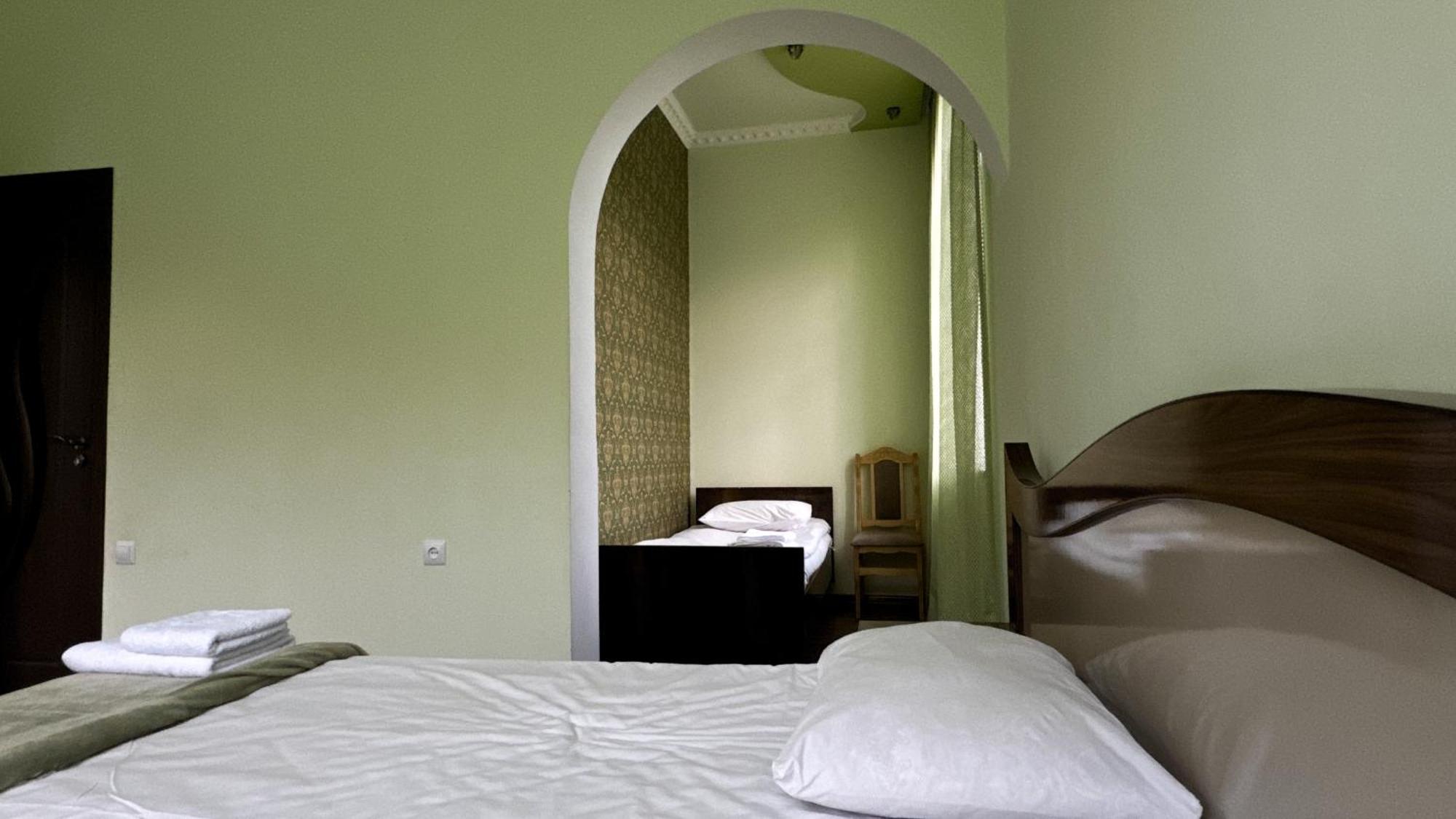 Kirch Hotel & Restaurant Goris Extérieur photo