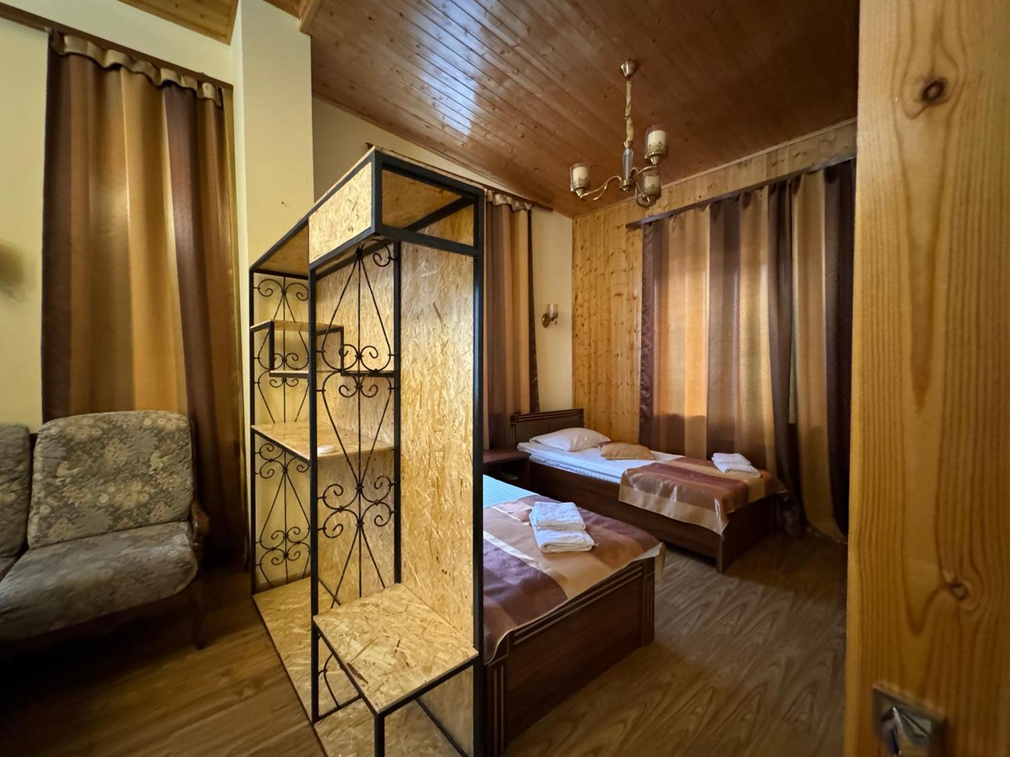 Kirch Hotel & Restaurant Goris Extérieur photo